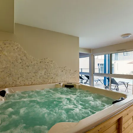 Lagrange Les Balcons De L'ocean 公寓式酒店 比斯卡罗斯