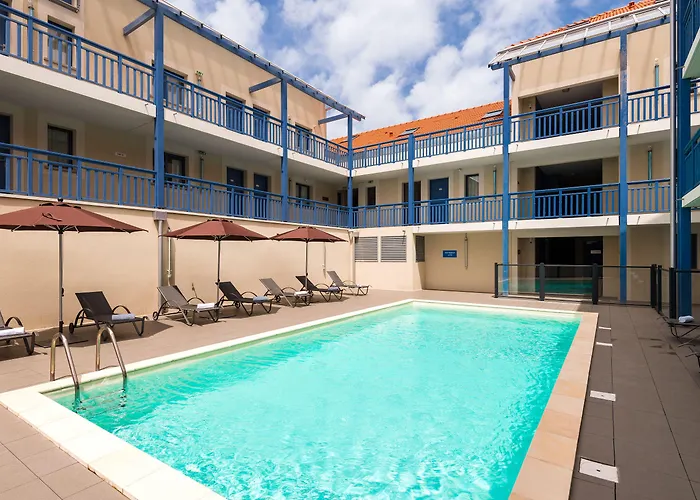 Lagrange Les Balcons De L'ocean Aparthotel